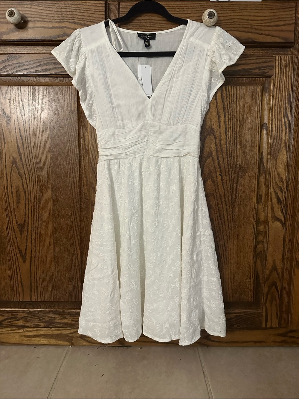 Jessica Simpson Cream V-Neck Textured Midi Dress